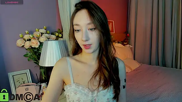 Miche1le Allenne online show from November 2025 01:05:01 AM