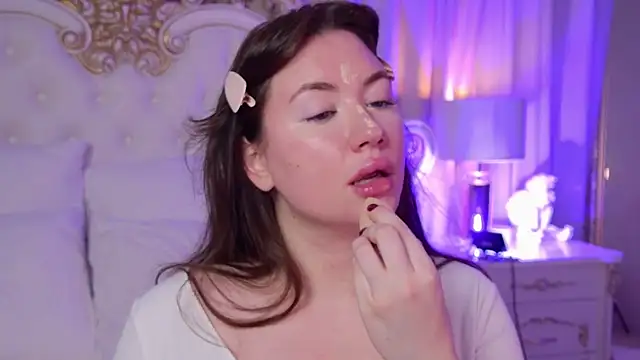 MeganStrain online show from December 2025 03:16:02 AM