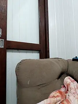 Snapshot of cicinha3657 chatting on April 2026 05:05:01 AM cicinha3657 online show from April 2026 05:05:01 AM