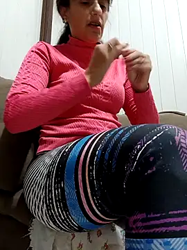 Snapshot of cicinha3657 chatting on May 2026 04:17:02 AM cicinha3657 online show from May 2026 04:17:02 AM