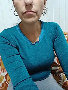 Snapshot of cicinha3657 chatting on May 2026 03:24:02 AM cicinha3657 online show from May 2026 03:24:02 AM