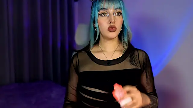 Snapshot of Blueee_cat chatting on February 2026 06:23:01 AM Blueee cat online show from February 2026 06:23:01 AM