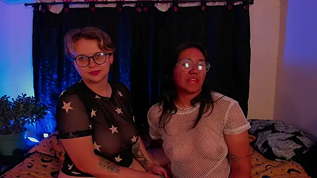 Snapshot of CrazyCakes_ chatting on September 2025 02:59:01 AM CrazyCakes  online show from September 2025 02:59:01 AM