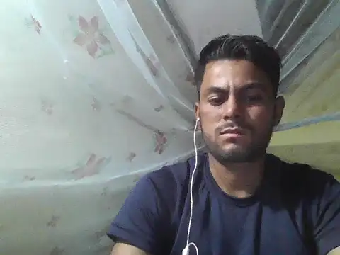 ursdreamperson online show from November 2025 04:31:02 PM