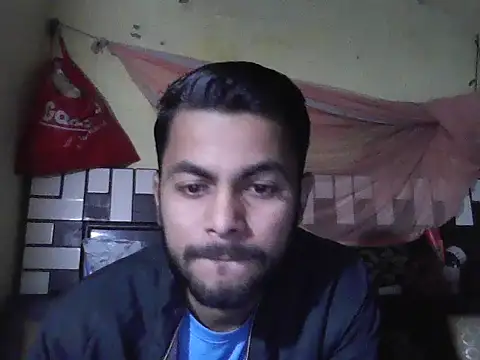 Snapshot of ursdreamperson chatting on January 2026 03:43:02 AM ursdreamperson online show from January 2026 03:43:02 AM