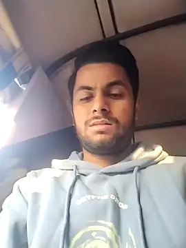 Snapshot of ursdreamperson chatting on February 2026 02:07:02 AM ursdreamperson online show from February 2026 02:07:02 AM