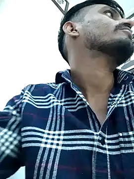 krishjaat43 online show from November 2025 04:12:01 AM