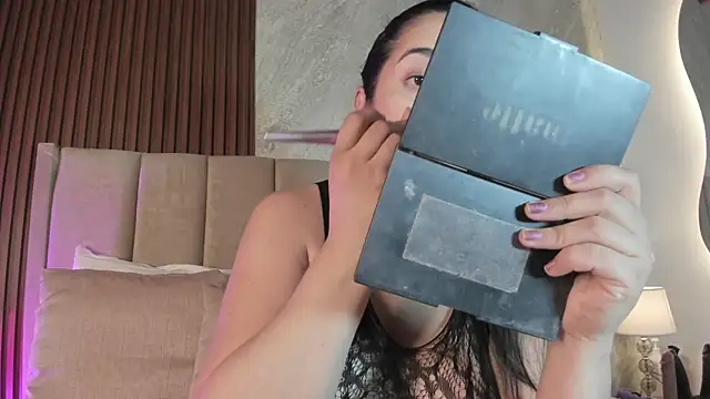  Cris Spicy  online show from April 2026 03:49:02 PM