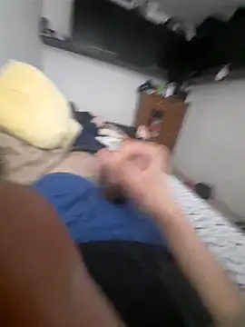 Snapshot of Jaleale33 chatting on February 2026 12:04:02 AM Jaleale33 online show from February 2026 12:04:02 AM