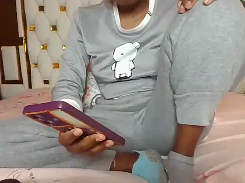 Nodia32 online show from September 2025 11:30:02 PM