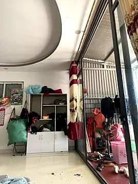 Nhung584 online show from October 2025 01:49:01 AM