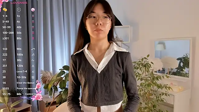 UdelaDodson online show from September 2025 03:06:01 PM