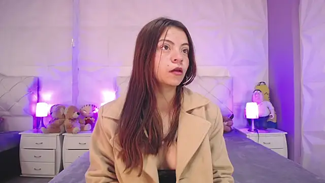 Cherrylionn online show from September 2025 11:22:02 AM