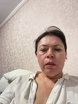 Kiravix online show from November 2025 07:41:01 AM