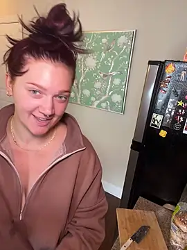 zarialove online show from September 2025 06:13:02 PM