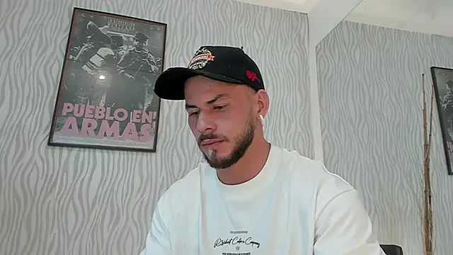 Snapshot of dylan_jacobx chatting on July 2026 01:36:01 AM dylan jacobx online show from July 2026 01:36:01 AM