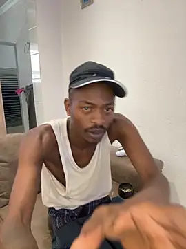 Snapshot of AllDayBbC chatting on October 2025 11:18:02 AM AllDayBbC online show from October 2025 11:18:02 AM