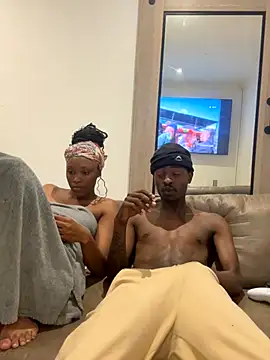 Snapshot of AllDayBbC chatting on October 2025 11:29:02 PM AllDayBbC online show from October 2025 11:29:02 PM