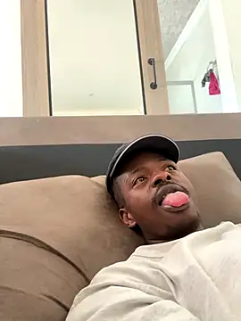 Snapshot of AllDayBbC chatting on November 2025 12:27:01 PM AllDayBbC online show from November 2025 12:27:01 PM