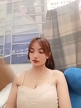 tdtd98 online show from April 2026 07:30:02 PM