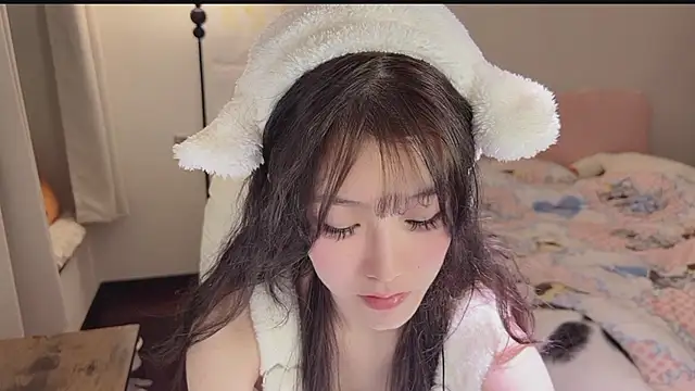 FuFu-puff online show from November 2025 04:10:02 PM