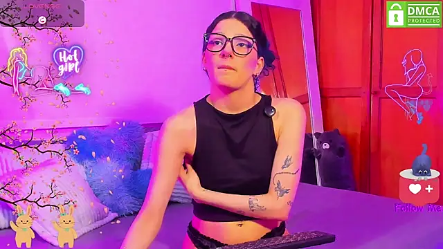 Bluedarkelf888 online show from March 2026 01:43:01 AM