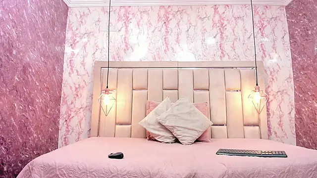 WILD FIREE  online show from November 2025 07:46:02 PM