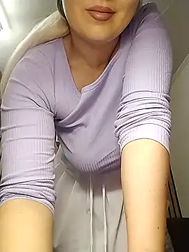 Mayaaaaaa  online show from November 2025 07:32:01 AM