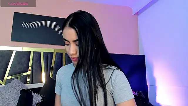 Snapshot of ScarletTorres chatting on September 2025 03:46:02 PM ScarletTorres online show from September 2025 03:46:02 PM