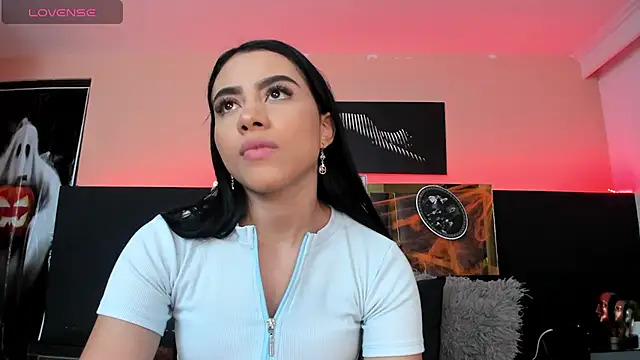 Snapshot of ScarletTorres chatting on October 2025 06:41:02 PM ScarletTorres online show from October 2025 06:41:02 PM