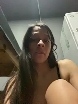 Snapshot of Evermorre chatting on January 2026 06:17:01 AM Evermorre online show from January 2026 06:17:01 AM