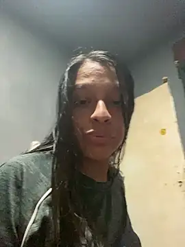 Snapshot of Evermorre chatting on February 2026 04:33:01 PM Evermorre online show from February 2026 04:33:01 PM