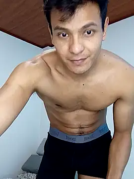 Valois2025 online show from September 2025 03:28:02 PM