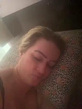 Alerquinasc online show from February 2026 07:56:02 PM