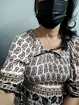 Snapshot of ammala_honey chatting on October 2025 03:18:01 PM ammala honey online show from October 2025 03:18:01 PM