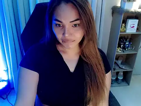 HolLyFaaCKer online show from October 2025 04:36:02 PM