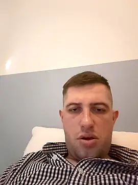 32nsingle online show from February 2026 02:07:01 PM