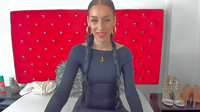 Snapshot of PleasureJasmine chatting on November 2025 10:39:02 AM PleasureJasmine online show from November 2025 10:39:02 AM