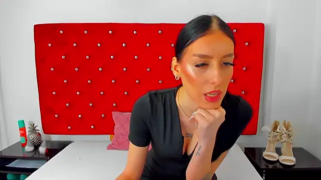 Snapshot of PleasureJasmine chatting on January 2026 11:03:01 AM PleasureJasmine online show from January 2026 11:03:01 AM