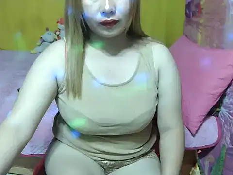 Snapshot of Strawberryyou chatting on December 2025 11:41:01 AM Strawberryyou online show from December 2025 11:41:01 AM