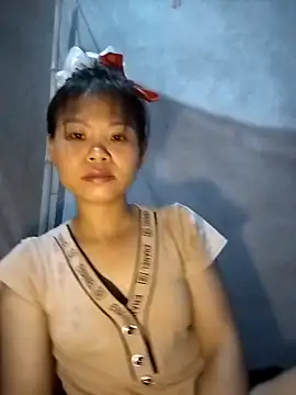 Snapshot of LinhNa999 chatting on September 2025 01:38:02 AM LinhNa999 online show from September 2025 01:38:02 AM