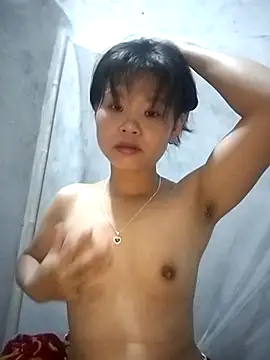 Snapshot of LinhNa999 chatting on November 2025 01:44:01 AM LinhNa999 online show from November 2025 01:44:01 AM