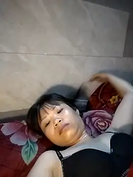 Snapshot of LinhNa999 chatting on December 2025 07:15:02 AM LinhNa999 online show from December 2025 07:15:02 AM