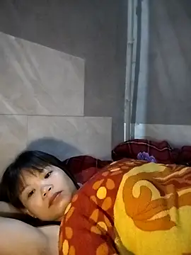 Snapshot of LinhNa999 chatting on December 2025 01:13:02 AM LinhNa999 online show from December 2025 01:13:02 AM