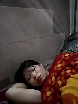 Snapshot of LinhNa999 chatting on February 2026 12:43:02 PM LinhNa999 online show from February 2026 12:43:02 PM