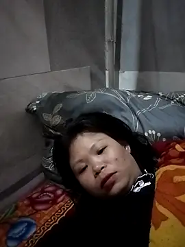 Snapshot of LinhNa999 chatting on February 2026 01:06:01 PM LinhNa999 online show from February 2026 01:06:01 PM