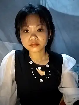 Snapshot of LinhNa999 chatting on February 2026 01:35:02 AM LinhNa999 online show from February 2026 01:35:02 AM