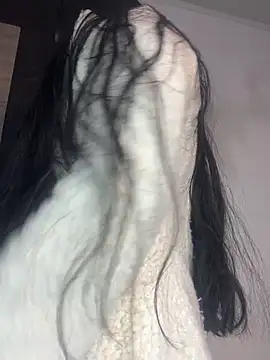 Snapshot of Daphnee- chatting on September 2025 12:05:02 PM Daphnee- online show from September 2025 12:05:02 PM