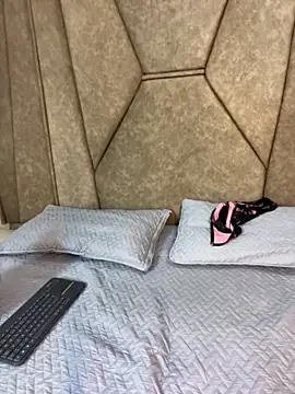 Snapshot of Isabela_Colins chatting on November 2025 12:05:02 PM Isabela Colins online show from November 2025 12:05:02 PM