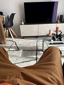 Manu97k online show from October 2025 01:20:01 PM